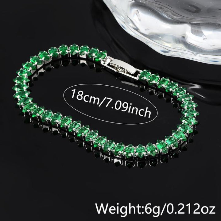 Náhrdelník s Emeraldovými kameny